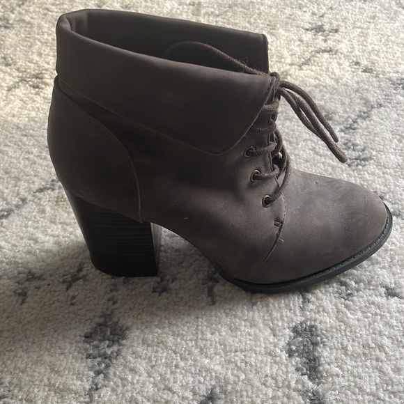 Forever 21 booties - Picture 2 of 4